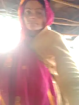 Snapshot of H_seema chatting on 01.12.26 H seema online show from 01.12.26