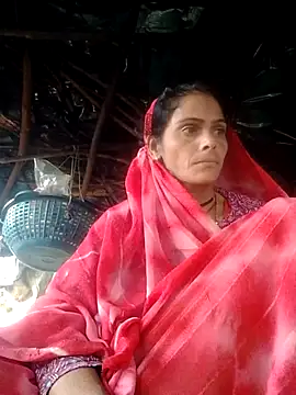 Snapshot of H_seema chatting on 02.14.26 H seema online show from 02.14.26