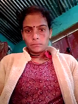 Snapshot of H_seema chatting on 02.17.26 H seema online show from 02.17.26