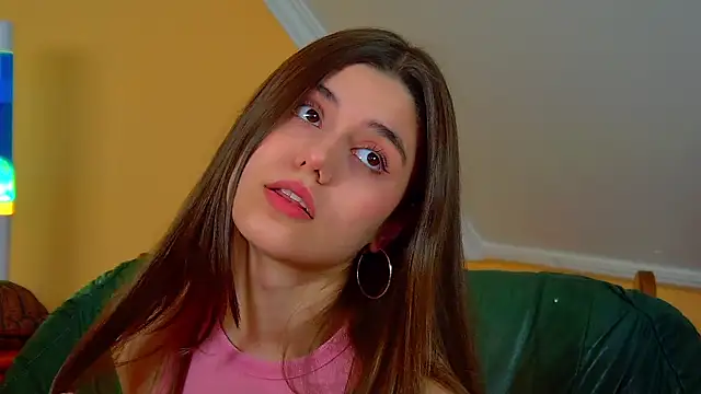 ArianaAllens online show from 11.26.25