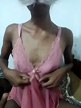 Snapshot of BunnyBloom25 chatting on 10.07.25 BunnyBloom25 online show from 10.07.25