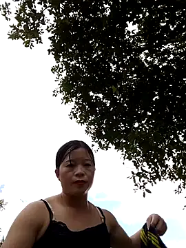 Snapshot of samsam-bae chatting on 09.19.25 samsam-bae online show from 09.19.25