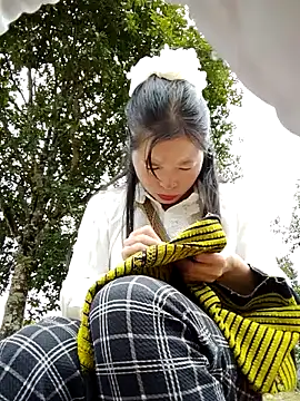 Snapshot of samsam-bae chatting on 09.27.25 samsam-bae online show from 09.27.25