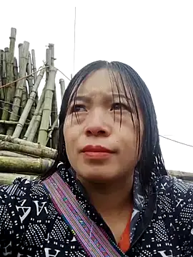 Snapshot of samsam-bae chatting on 10.30.25 samsam-bae online show from 10.30.25