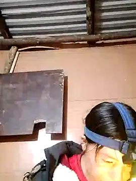 Snapshot of samsam-bae chatting on 11.02.25 samsam-bae online show from 11.02.25