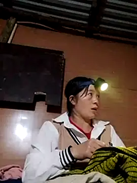 Snapshot of samsam-bae chatting on 11.03.25 samsam-bae online show from 11.03.25