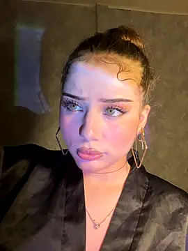 Snapshot of Immy_Megan chatting on 10.01.25 Immy Megan online show from 10.01.25