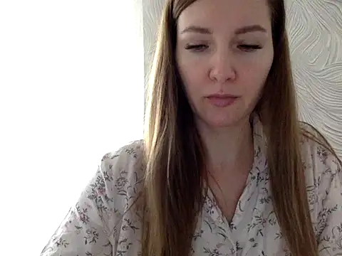 Snapshot of Varnyx chatting on 11.03.25 Varnyx online show from 11.03.25