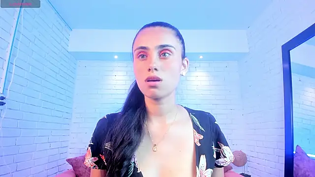 sofiapalacioss online show from 11.20.25