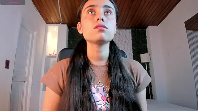 sofiapalacioss online show from 01.13.26