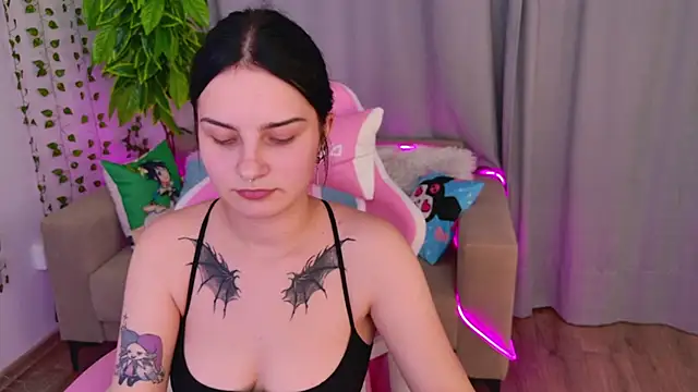 Angel Braun online show from 09.08.25