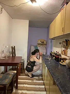 vikinylon online show from 11.29.25