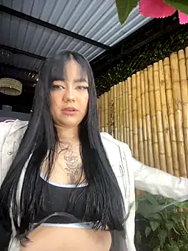 jasmincollin  online show from 10.31.25