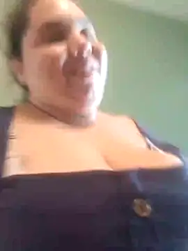 Snapshot of Katherine25 chatting on 02.05.26 Katherine25 online show from 02.05.26