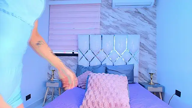 collet 1 online show from 02.05.26