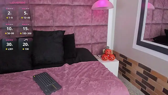 Ely09  online show from 10.22.25