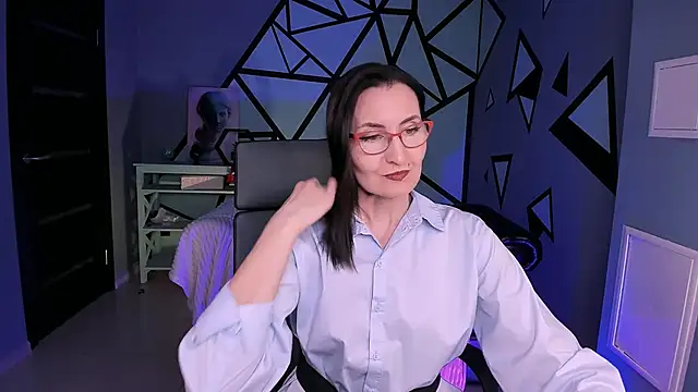 Snapshot of UnaTerra chatting on 01.10.26 UnaTerra online show from 01.10.26