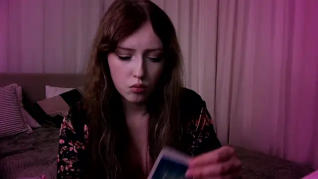 Snapshot of rosy_petal chatting on 02.26.26 rosy petal online show from 02.26.26