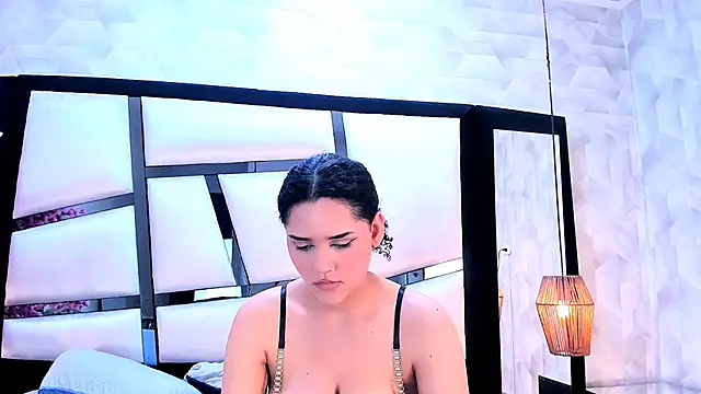 Lilithadams1 online show from 06.12.26