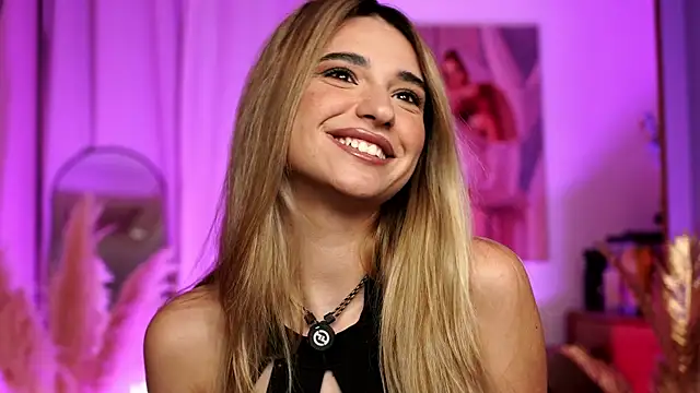 ItalianGirl online show from 05.04.26