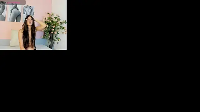 Snapshot of Stefany_gonzales_ chatting on 10.08.25 Stefany gonzales online show from 10.08.25