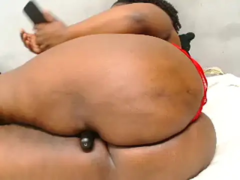 Snapshot of ROYALASS25 chatting on 03.09.25 ROYALASS25 online show from 03.09.25