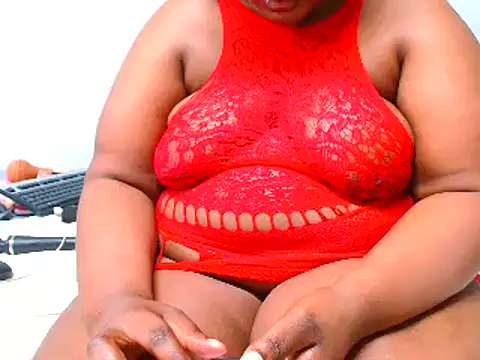 Snapshot of ROYALASS25 chatting on 03.17.25 ROYALASS25 online show from 03.17.25