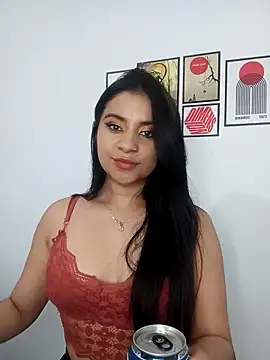 ValerieLove  online show from 03.04.26