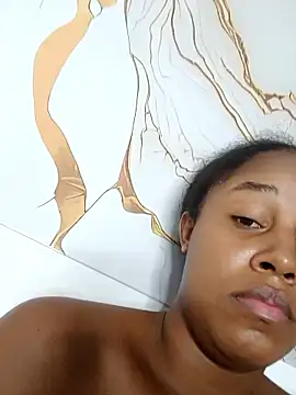 Snapshot of MoniqueMulberry chatting on 10.03.25 MoniqueMulberry online show from 10.03.25