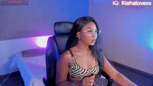 Snapshot of Kishalove_ chatting on 09.25.25 Kishalove online show from 09.25.25