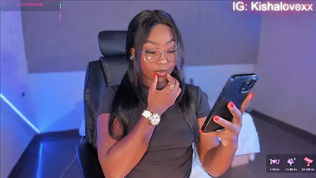 Snapshot of Kishalove_ chatting on 09.30.25 Kishalove online show from 09.30.25