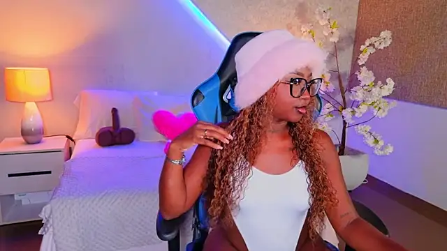 Kishalove  online show from 06.26.26