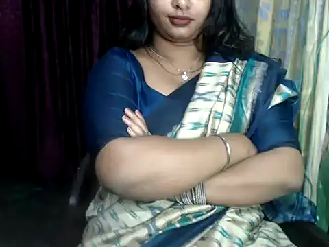 Snapshot of DearKimmi chatting on 12.25.24 DearKimmi online show from 12.25.24