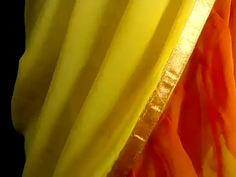 Snapshot of DearKimmi chatting on 01.09.25 DearKimmi online show from 01.09.25