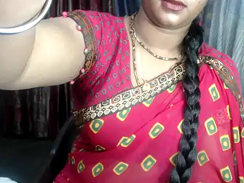 Snapshot of DearKimmi chatting on 01.19.25 DearKimmi online show from 01.19.25