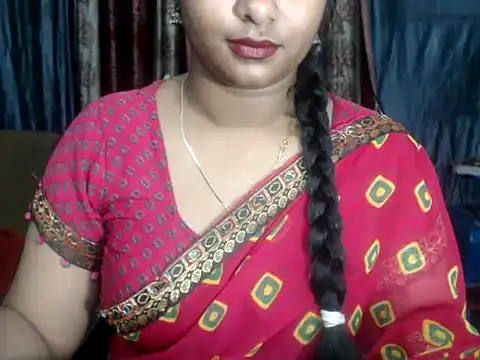 Snapshot of DearKimmi chatting on 02.11.25 DearKimmi online show from 02.11.25