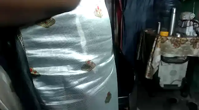 Snapshot of DearKimmi chatting on 03.11.25 DearKimmi online show from 03.11.25