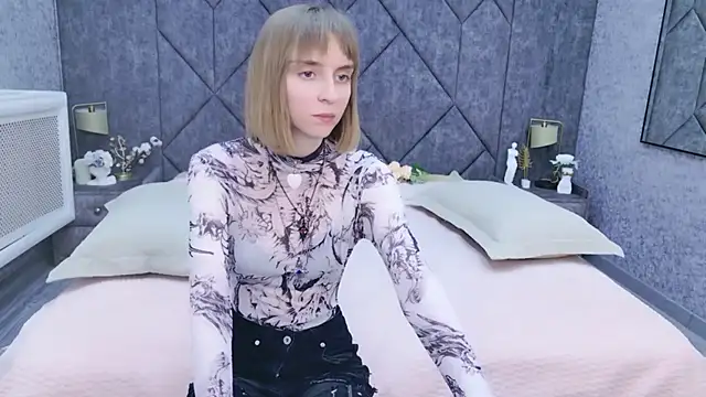 Beverly Gomes online show from 02.25.26