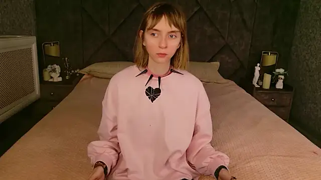 Beverly Gomes online show from 03.08.26