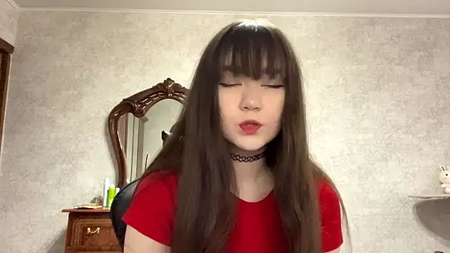 Pikmigirl18 online show from 10.13.25