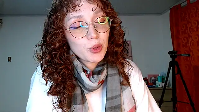 Snapshot of Myrosieposy chatting on 03.08.26 Myrosieposy online show from 03.08.26