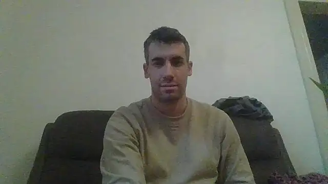 JulioIsHere4you online show from 12.18.25