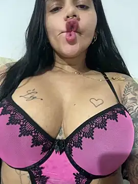 Snapshot of danilyns chatting on 09.28.25 danilyns online show from 09.28.25