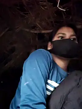 Snapshot of Janvi_Jaitly chatting on 12.20.25 Janvi Jaitly online show from 12.20.25