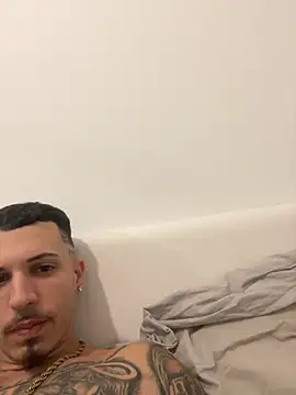 dolarboy17 online show from 11.19.25