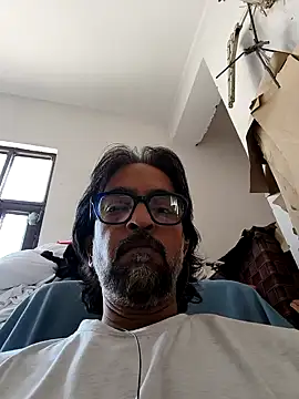 Snapshot of malhotra21 chatting on 09.23.25 malhotra21 online show from 09.23.25