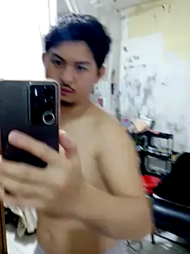 Snapshot of cuteipinoy chatting on 10.18.25 cuteipinoy online show from 10.18.25