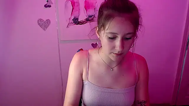 Snapshot of Milka_kamila chatting on 09.09.25 Milka kamila online show from 09.09.25