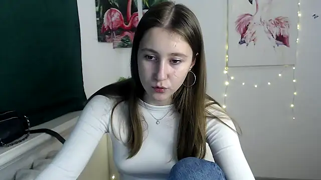 Snapshot of Milka_kamila chatting on 10.15.25 Milka kamila online show from 10.15.25