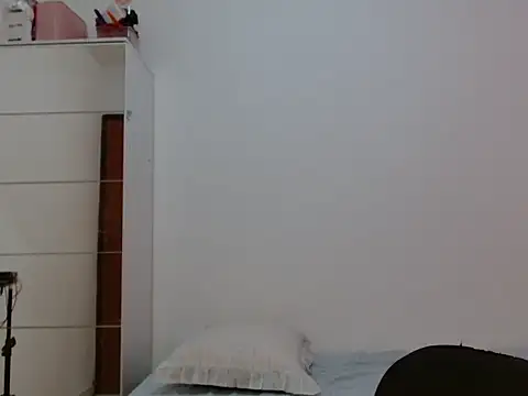 Snapshot of ApenasLys chatting on 07.15.26 ApenasLys online show from 07.15.26
